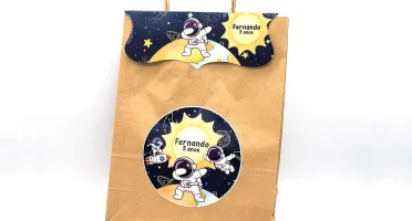 Sacolinha Kraft Astronauta com Alça e Aba