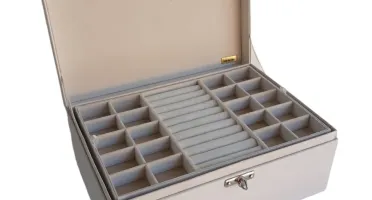 Maleta Branca e Bege para Joias de 4 Andares