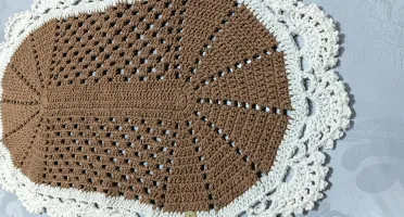 Par de Tapetes Oval Crochê 60x40cm - Jogo 2 Peças Banheiro C