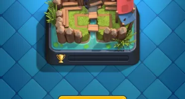 Vendo jogo clash royale com muitas gemas