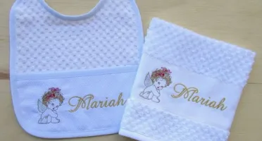 Kit Toalha de Boca e Babador Personalizado