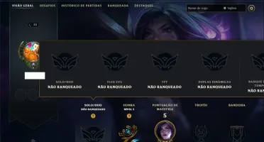Unranked com 40 Champs e 6 Skins