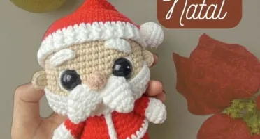 Mini Papai Noel 15cm amigurumi