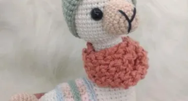 Amigurumi Lhama em Crochê