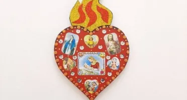 Enfeite Sagrado Coração com Lantejoulas Pt