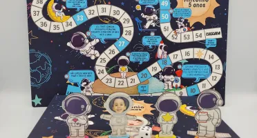 Jogo de Tabuleiro Astronauta com Caixa de Papel