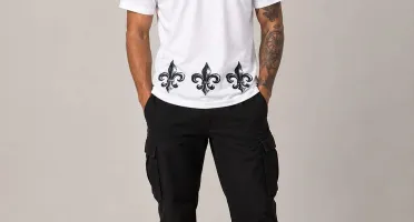 Camiseta Branca Flor de Lis