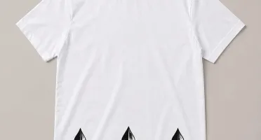 Camiseta Branca Flor de Lis