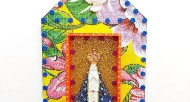 Capelinha de Madeira e Chita "N. S. Aparecida"