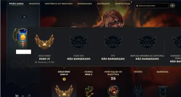 Conta ouro 4 com 32 Champs e 6 Skins + 2 Fragmentos