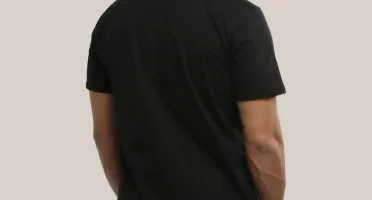 Camiseta Preta Burlesque