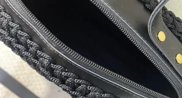 Bolsa Bag Ayla Preta em Fio Náutico com Corrente