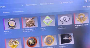 conta cs go + 17 anos steam + 5 medalhas