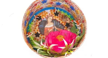 Relicário Redondo N. S. Desatadora de Nós