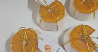 Sabonete Artesanal Pudim de Baunilha 90g - Mel e Pepino