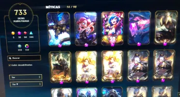 Conta de League Of Legends com quase 800 skins LOL