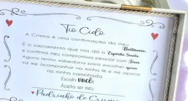 Caixa Convite com Xícaras e Toalhinhas