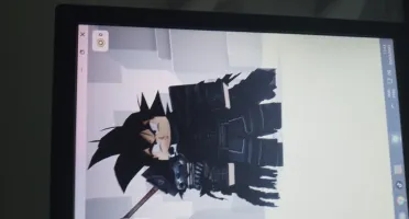 Conta com muitas skin e upada Campo batalha de herois