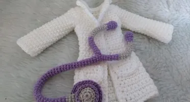 Amigurumi Profissões - Veterinária