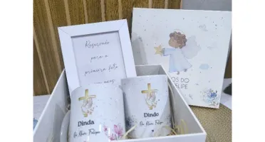 Kit Caixa e Canecas Personalizadas para Batizado
