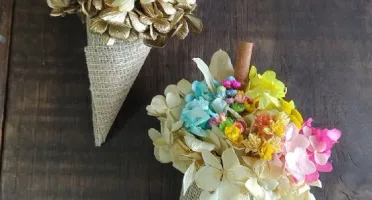 Sorvetinho de Juta com Flores Secas e Ímã de Geladeira