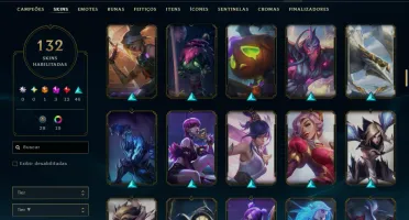 Platina 4 com TODOS os Champs e 132 Skins +2 Prestigios