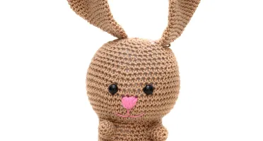 Coelho Marrom em Amigurumi