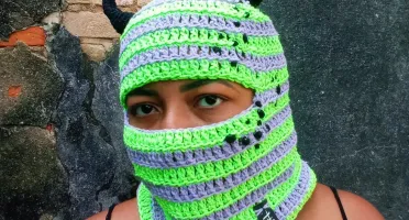 Balaclava monstrinho