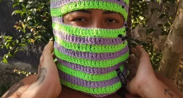 Balaclava monstrinho