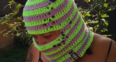 Balaclava monstrinho