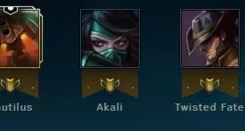 Conta Platina 3, 33 campeões e 9 skins !