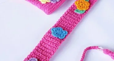 Kit Bolsinha e Cinto Infantil em Crochê