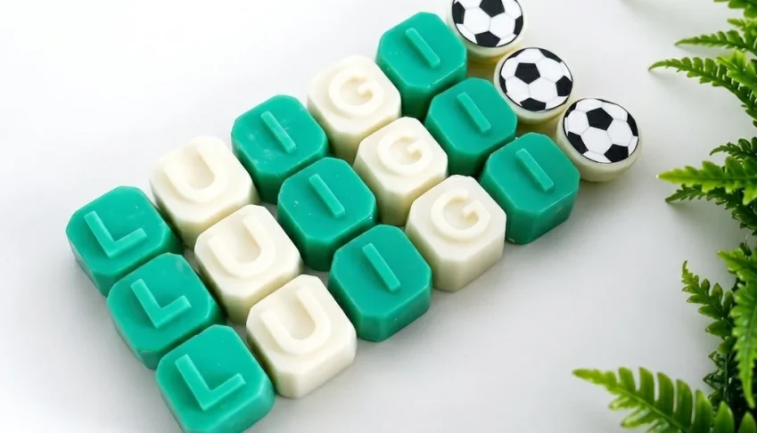 Lembrancinha sabonete perfumado Nome 5 com bola