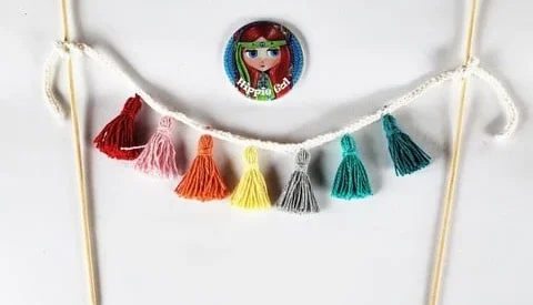 Topo de Bolo Mini Guirlanda de Tassels