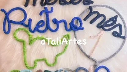 Kit Mêsversário Dinossauro com Nome em Tricotin
