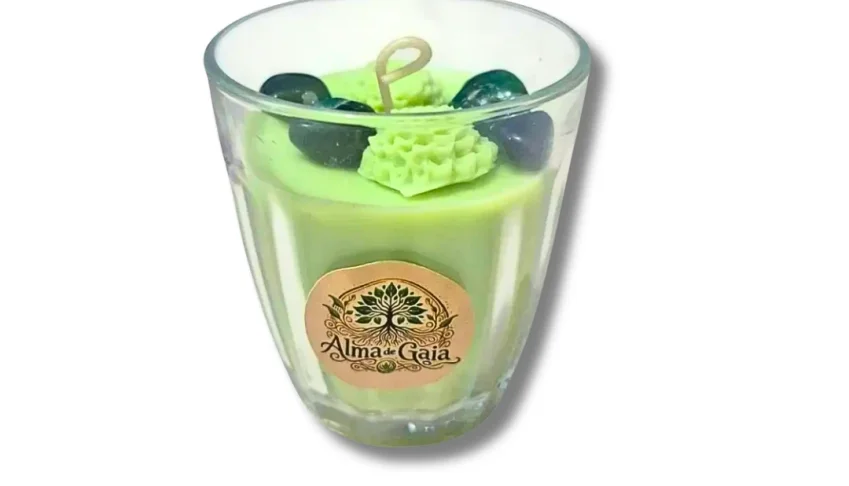 Vela de Citronela em Vidro com Pedras Verdes