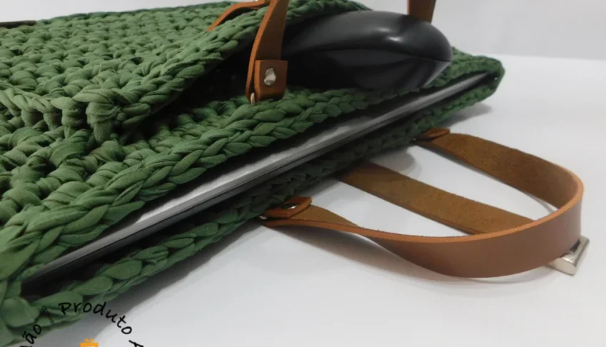 Bolsa de Crochê para Notebook Ana Cláudia