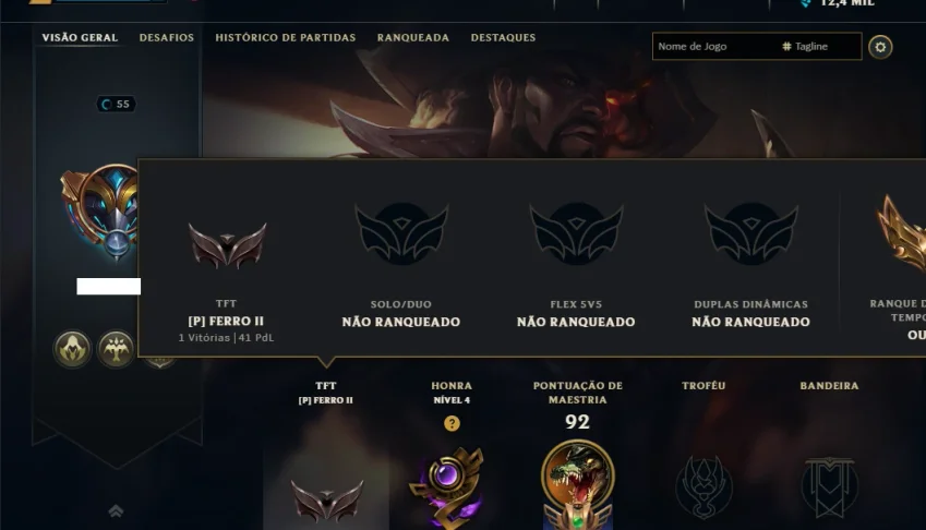 Unranked com 50 Champs e 20 Skins