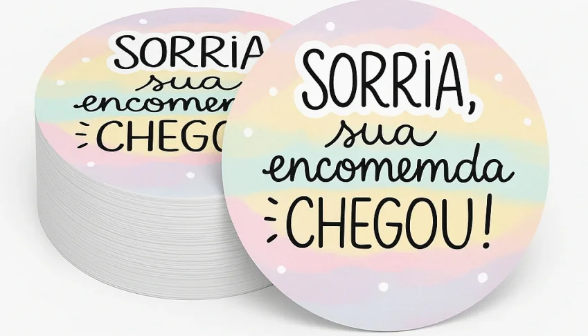 Tags Personalizadas de Papel com Furo 4 x 4 cm