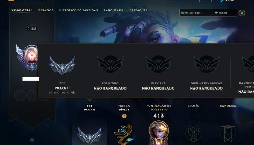Unranked com 120 Champs e 213 Skins ( MAIN ADC )