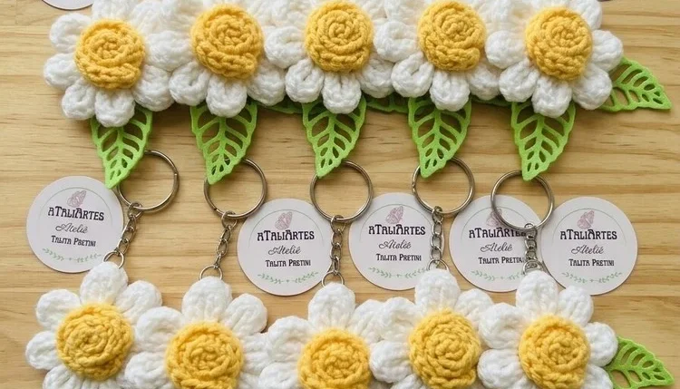 20 Unidades Lembrancinha Chaveiro de Flor em Tricotin
