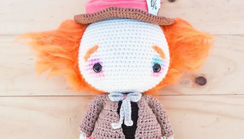 Receita em PDF - Chapeleiro Maluco Amigurumi