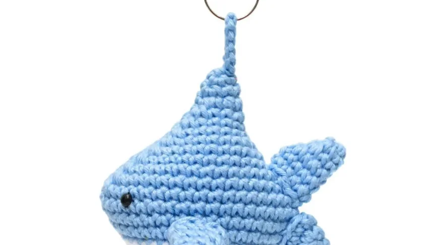 Tubarão Azul-Claro em Amigurumi