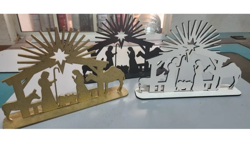 Presépio de Natal em MDF 20 x 13 cm