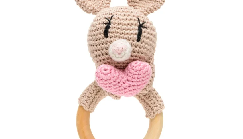 Mordedor Coelho Rosa Coração Amigurumi