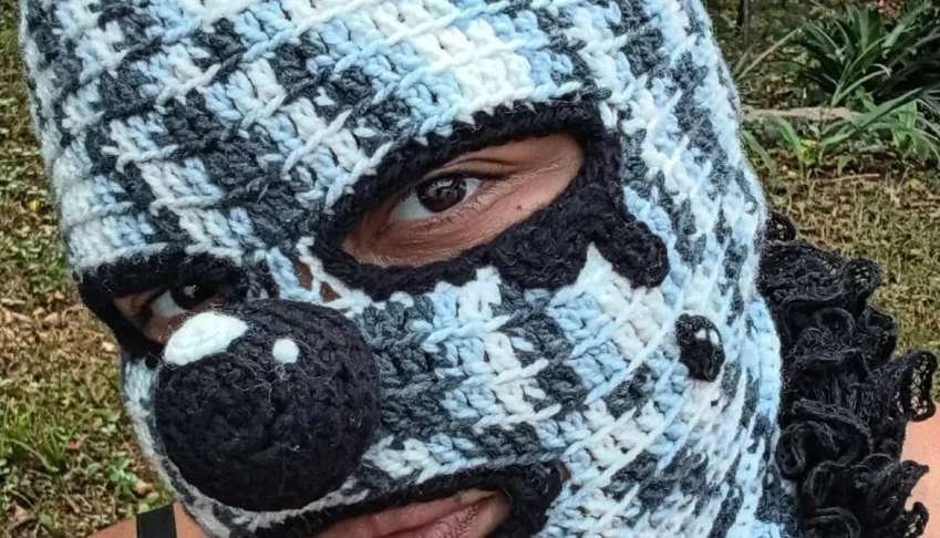 Balaclava Palhaço Camuflado em crochê