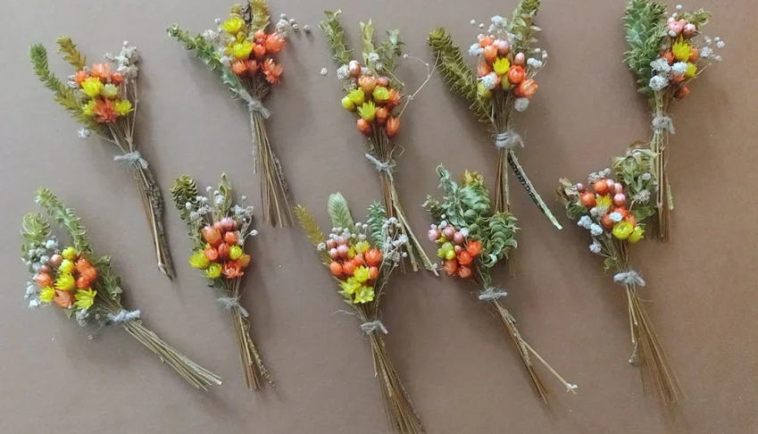 Mini Buquê com Flores Secas 9 cm - Kit com 10