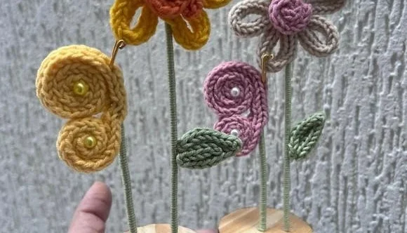 15 Unidades Lembrancinha Jardim Personalizada em Tricotin