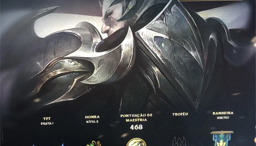 Vendo conta de LOL( League of Legends)