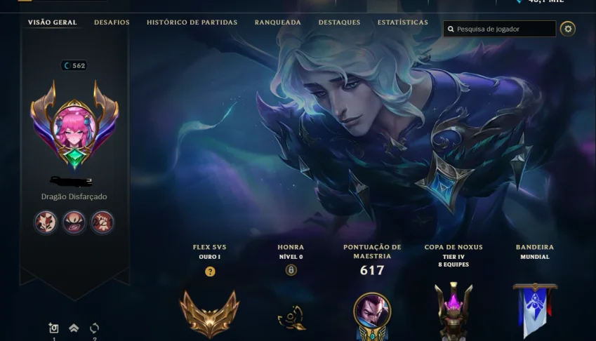 Conta lol + valorant, muitas skins